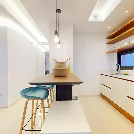 Arenales Paradise With Pool Ac Balcony And Terrace *